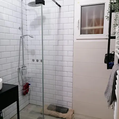 샬레 Spanish With Private Pool