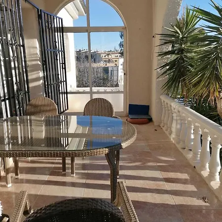샬레 Spanish With Private Pool *