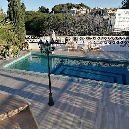 Spanish With Private Pool 알리칸테