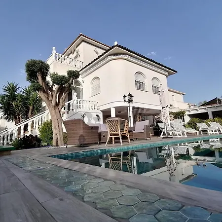 Spanish With Private Pool Chalet *